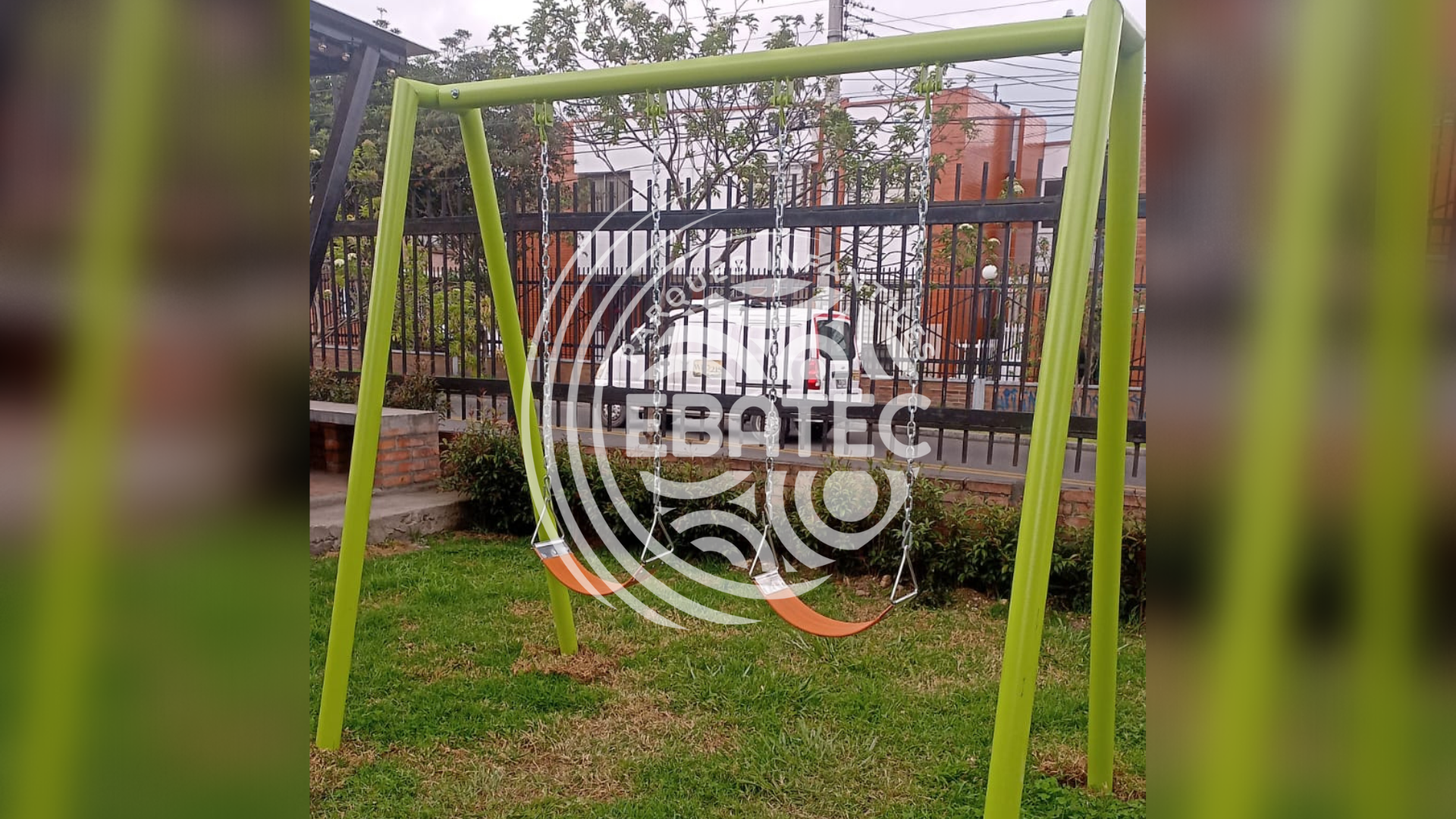 Accesorios y Mobiliario Para Parques Infantiles